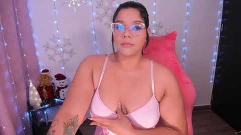Ashleyy18   online show from 1, 12, 2024