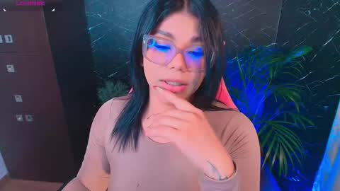 Ashleyy18   online show from 12, 11, 2025