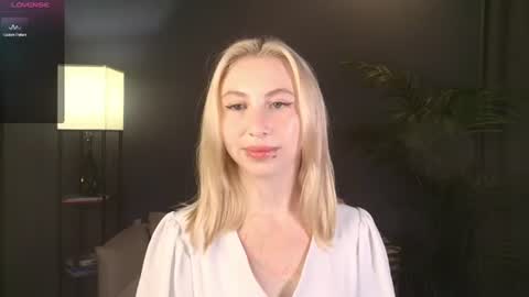 Victoria  online show from 21, 7, 2026