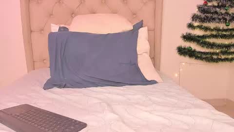 Ashly  online show from 20, 12, 2024