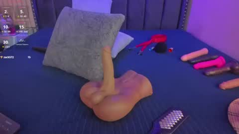 ashlye_miller_ online show from 16, 7, 2026