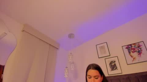ashlye_white online show from 5, 4, 2026