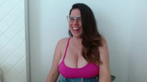 AshlyMoon online show from 4, 8, 2026