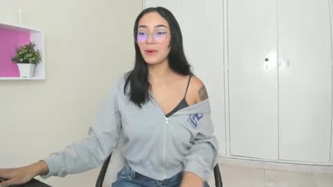 Snapshot of asiam_brunet chatting on 16, 12, 2024 Camila online show from 16, 12, 2024