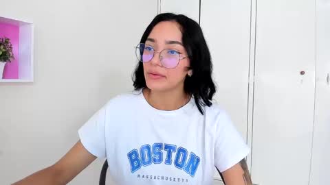 Snapshot of asiam_brunet chatting on 27, 1, 2025 Camila online show from 27, 1, 2025