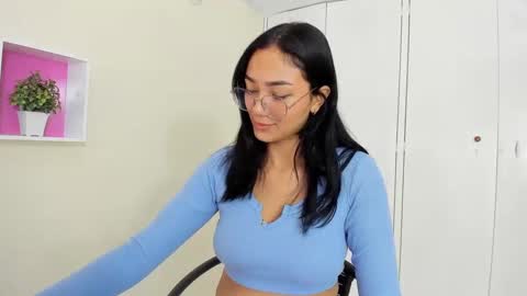 Snapshot of asiam_brunet chatting on 30, 1, 2025 Camila online show from 30, 1, 2025