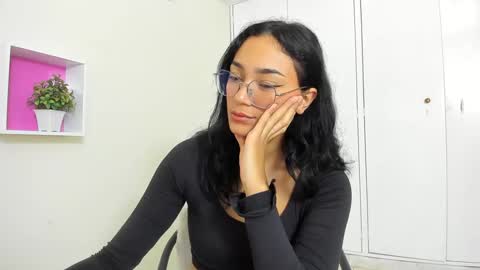 Snapshot of asiam_brunet chatting on 21, 2, 2025 Camila online show from 21, 2, 2025