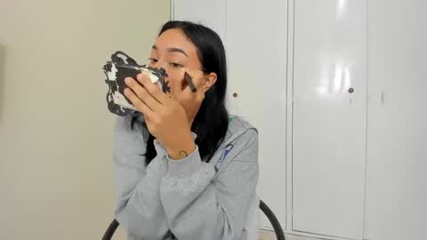 Snapshot of asiam_brunet chatting on 24, 2, 2025 Camila online show from 24, 2, 2025