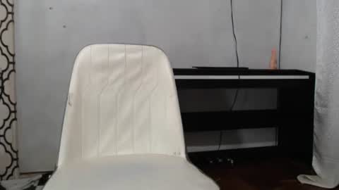 asian_badz online show from 4, 11, 2025