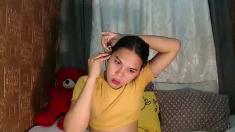 Snapshot of asian_boy_ralph143 chatting on 12, 1, 2025 ELLE dont forget to follow and thumbs up online show from 12, 1, 2025