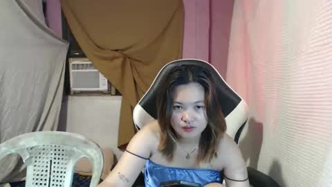 Snapshot of asian_honey69 chatting on 26, 9, 2025 bb girl online show from 26, 9, 2025