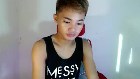 asian_lover05 online show from 26, 4, 2026