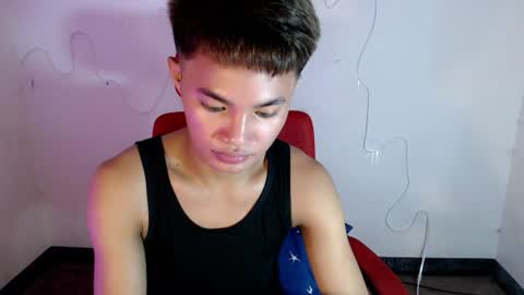 asian_lover05 online show from 20, 6, 2026