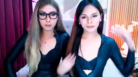 Snapshot of asian_mooreen chatting on 19, 6, 2026 mooreen online show from 19, 6, 2026