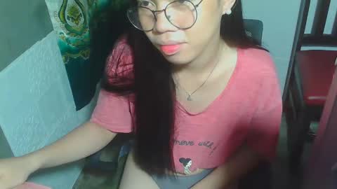 Snapshot of asian_rhean chatting on 1, 2, 2025 Rhean online show from 1, 2, 2025