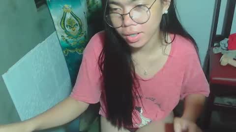 Snapshot of asian_rhean chatting on 2, 2, 2025 Rhean online show from 2, 2, 2025