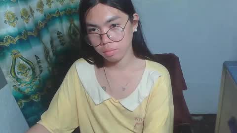 Snapshot of asian_rhean chatting on 22, 2, 2025 Rhean online show from 22, 2, 2025