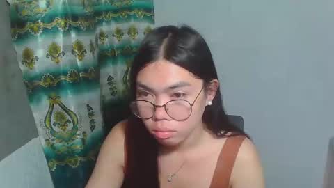 Snapshot of asian_rhean chatting on 23, 2, 2025 Rhean online show from 23, 2, 2025