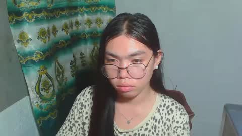 Snapshot of asian_rhean chatting on 25, 2, 2025 Rhean online show from 25, 2, 2025