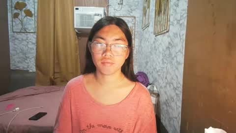 Snapshot of asian_rhean chatting on 25, 9, 2025 Rhean online show from 25, 9, 2025