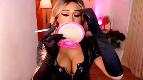 nicole online show from 9, 10, 2025