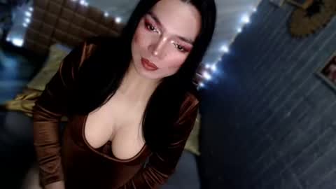 BELLA NOTCH online show from 22, 7, 2026