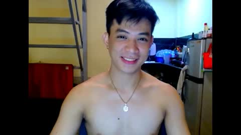 asiandreamboyx online show from 2, 4, 2026