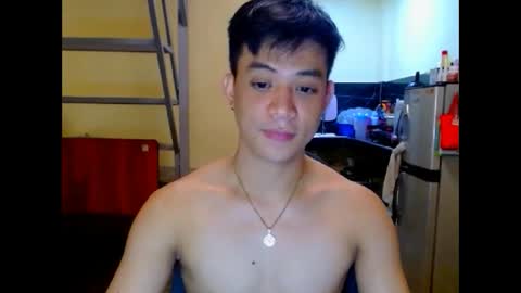 asiandreamboyx online show from 14, 4, 2026