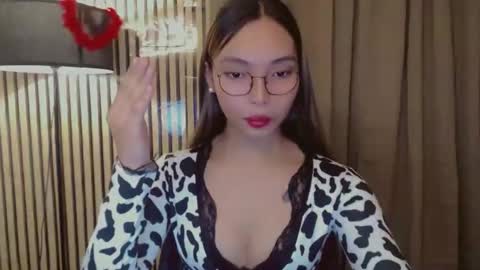 HI IM TAMIRA LOOKING FOR SERIOUS RELATIONSHIP online show from 25, 10, 2025