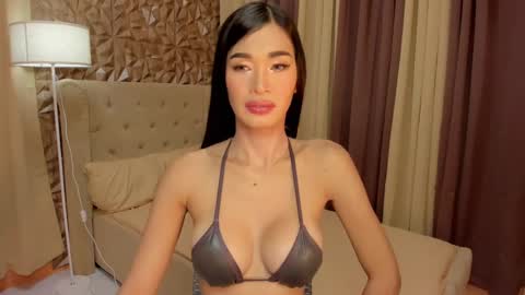Snapshot of asianhugecocknina chatting on 6, 1, 2025 asianhugecocknina online show from 6, 1, 2025