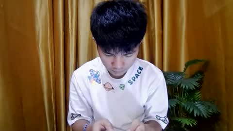 asianjay_hunks online show from 19, 12, 2025