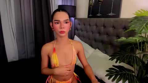 asianpetiteprincess online show from 5, 1, 2026