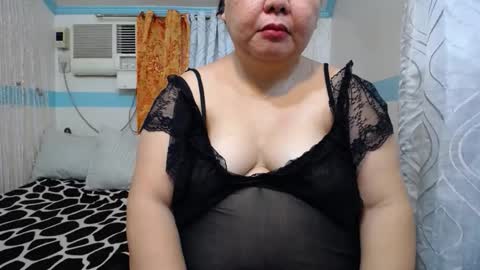 Snapshot of asianpinaychub chatting on 18, 5, 2026 asianpinaychub online show from 18, 5, 2026