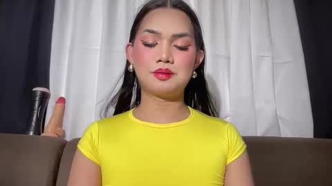 Snapshot of asiansweet_lily chatting on 5, 6, 2026 Lily online show from 5, 6, 2026