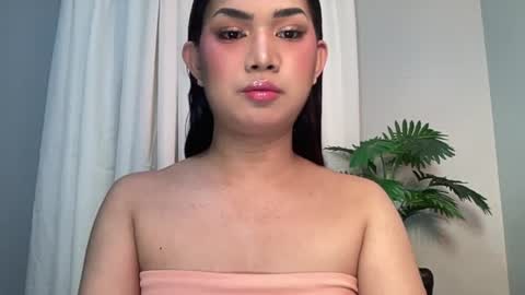 Snapshot of asiansweet_lily chatting on 14, 7, 2026 Lily online show from 14, 7, 2026