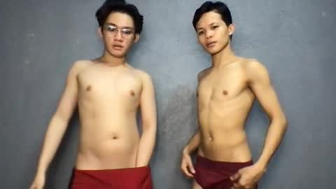 Snapshot of asiantwinkmark chatting on 26, 3, 2026 Mark online show from 26, 3, 2026