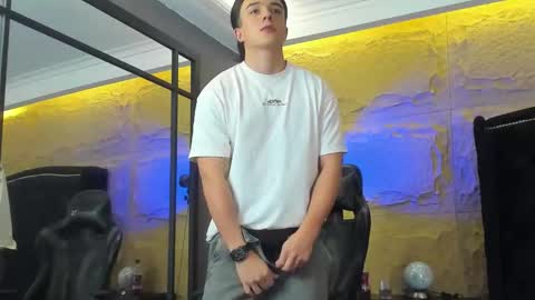 Snapshot of aslanfox_ chatting on 19, 1, 2026 Aslan online show from 19, 1, 2026