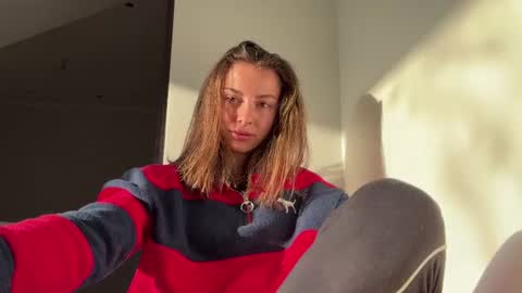 Monica  online show from 15, 7, 2026