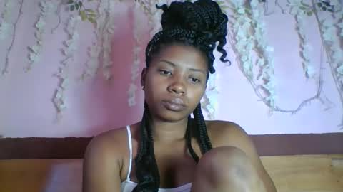 asmiraa online show from 7, 5, 2026