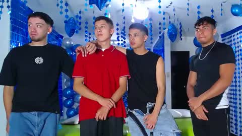 THOMAS AND DAMIAND online show from 25, 1, 2025