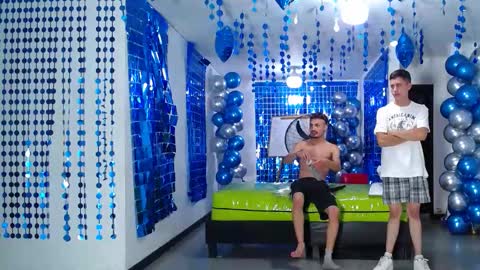 THOMAS AND DAMIAND online show from 30, 1, 2025