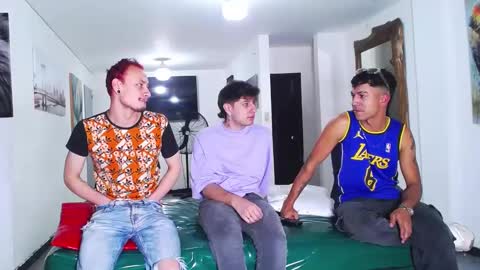 THOMAS AND DAMIAND online show from 12, 9, 2025