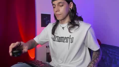 asmodeuszz online show from 9, 12, 2024