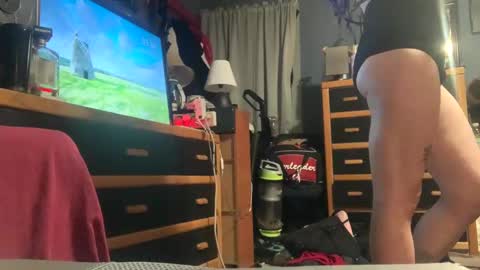 aspiringturtlegirl online show from 4, 10, 2025