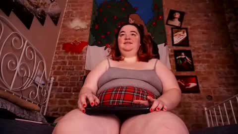 Snapshot of assgives chatting on 22, 11, 2025 Eva online show from 22, 11, 2025