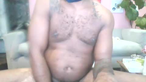 Snapshot of asshounder chatting on 13, 1, 2025 Derrick dayne online show from 13, 1, 2025