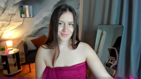 Snapshot of asti_bubbles chatting on 14, 6, 2026 Asti online show from 14, 6, 2026