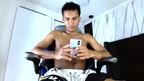 Aston  online show from 30, 10, 2025