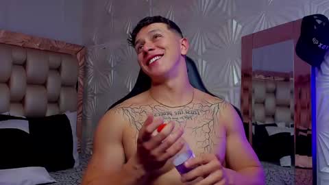 Snapshot of astonhills chatting on 10, 1, 2025 astonhills online show from 10, 1, 2025