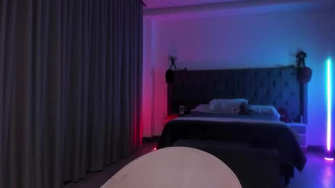 Snapshot of astonhills chatting on 19, 9, 2025 astonhills online show from 19, 9, 2025